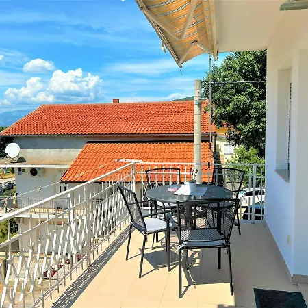 Apartment Visic *